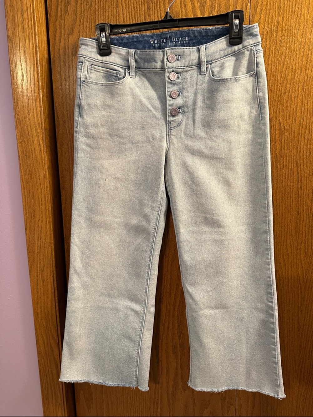 White House Black Market Button-Fly Cropped Jeans size 4.